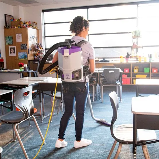 /public/media/7-gofit-3-classroom-back-3000px.webp